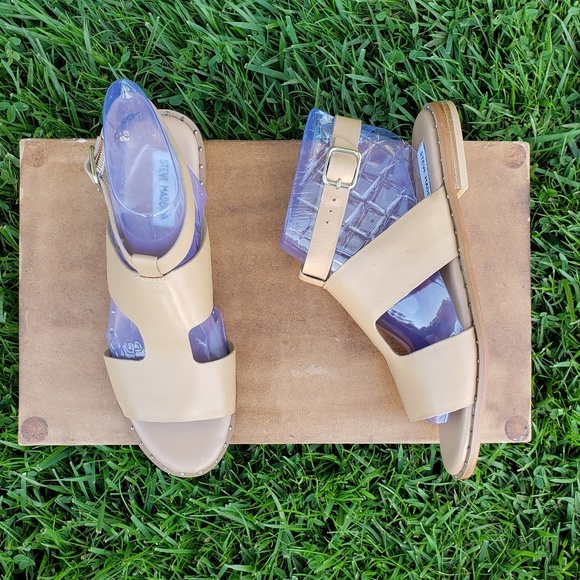 Casual Cool Steve Madden Studded Sandals - Picture 3 of 8